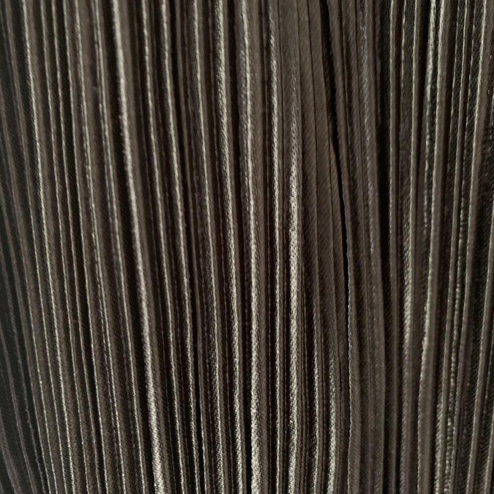 NWT H&M Black Pleated Cami Sz M - Picture 2 of 4